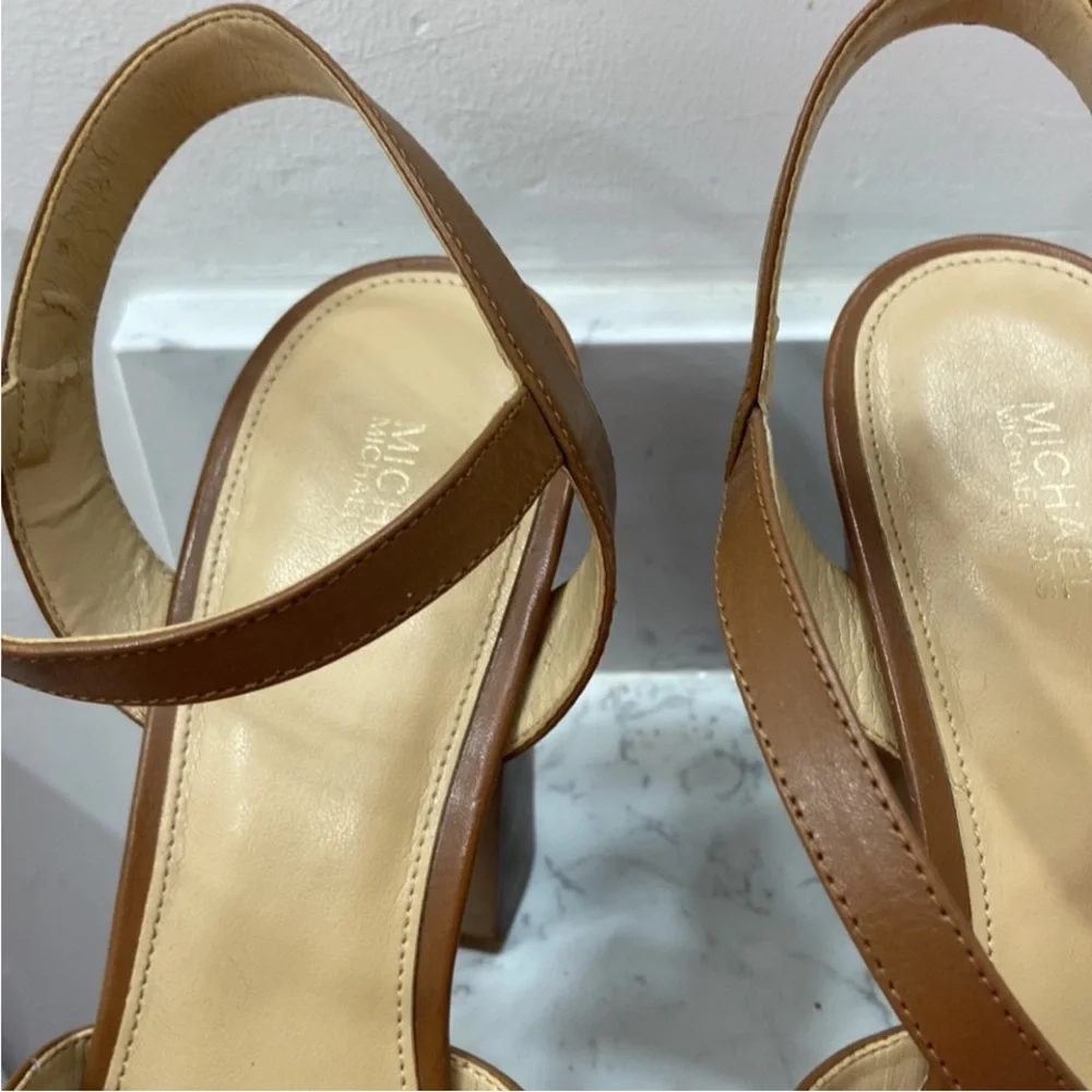 🍁MICHAEL KORS🍂DIVIA LEATHER PLATFORM